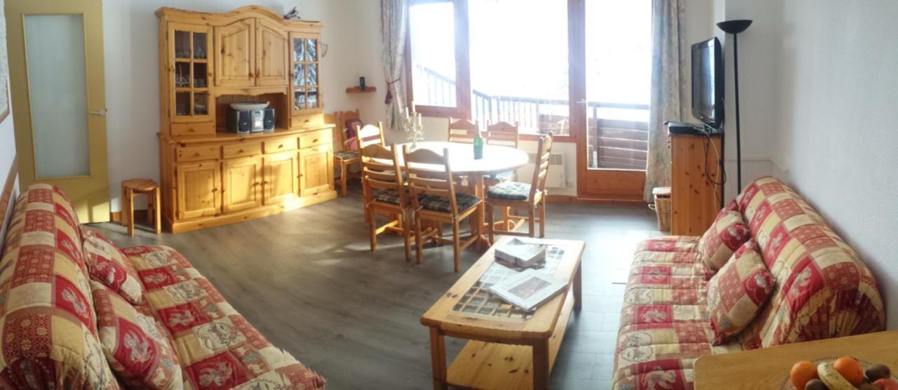 Appartement En Residence Skis Aux Pieds Avec Sauna Courchevel Buitenkant foto